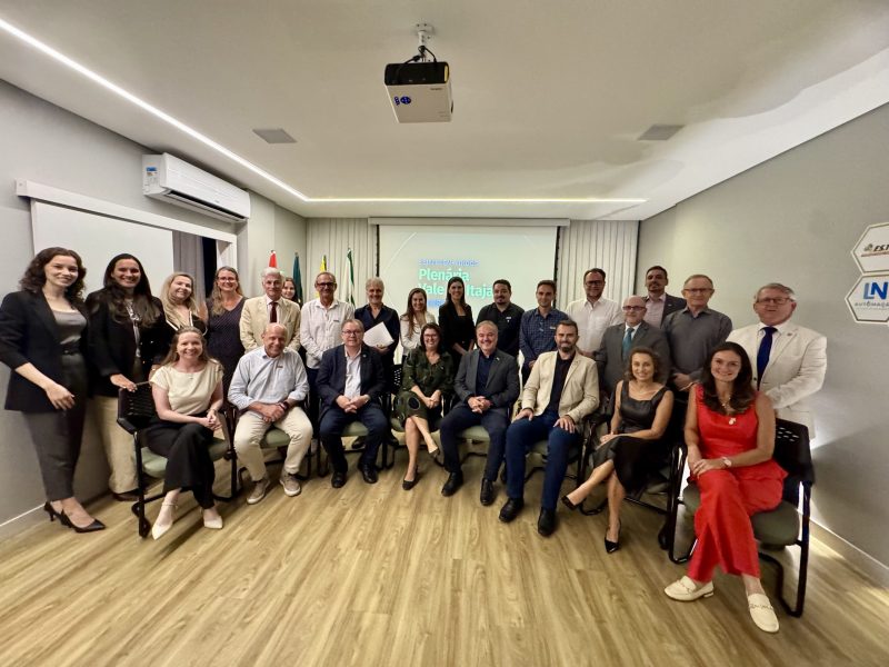 Setor produtivo do Vale do Itajaí define prioridades regionais em plenária da FACISC com participação da ACIMVI